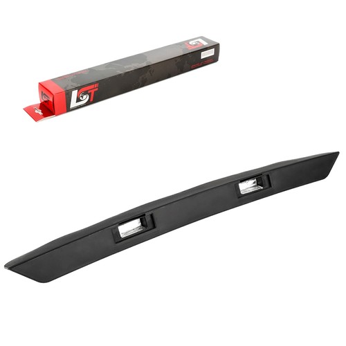 Light strip tailgate handle